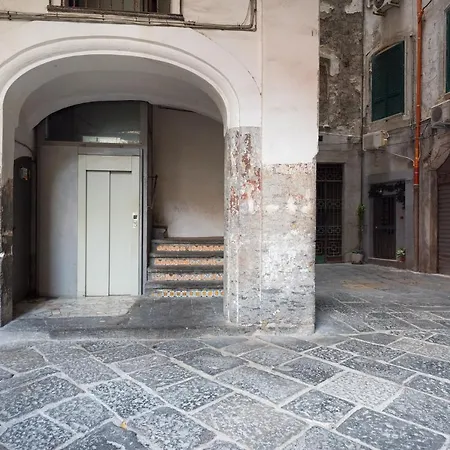 Le Stanze Di Mimi Неаполь