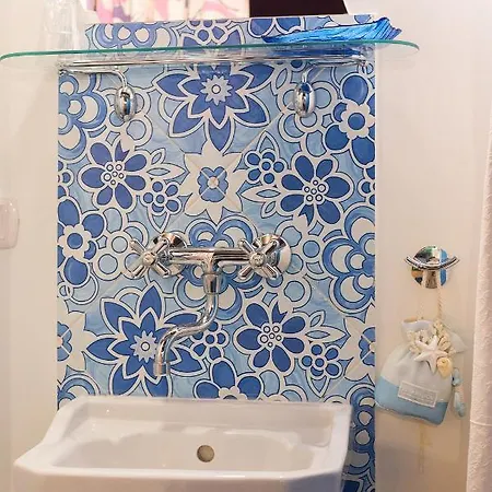 Le Stanze Di Mimi לינה וארוחת בוקר נאפולי