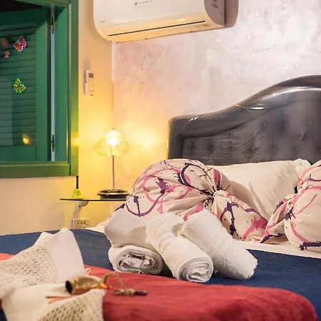 לינה וארוחת בוקר Le Stanze Di Mimi נאפולי